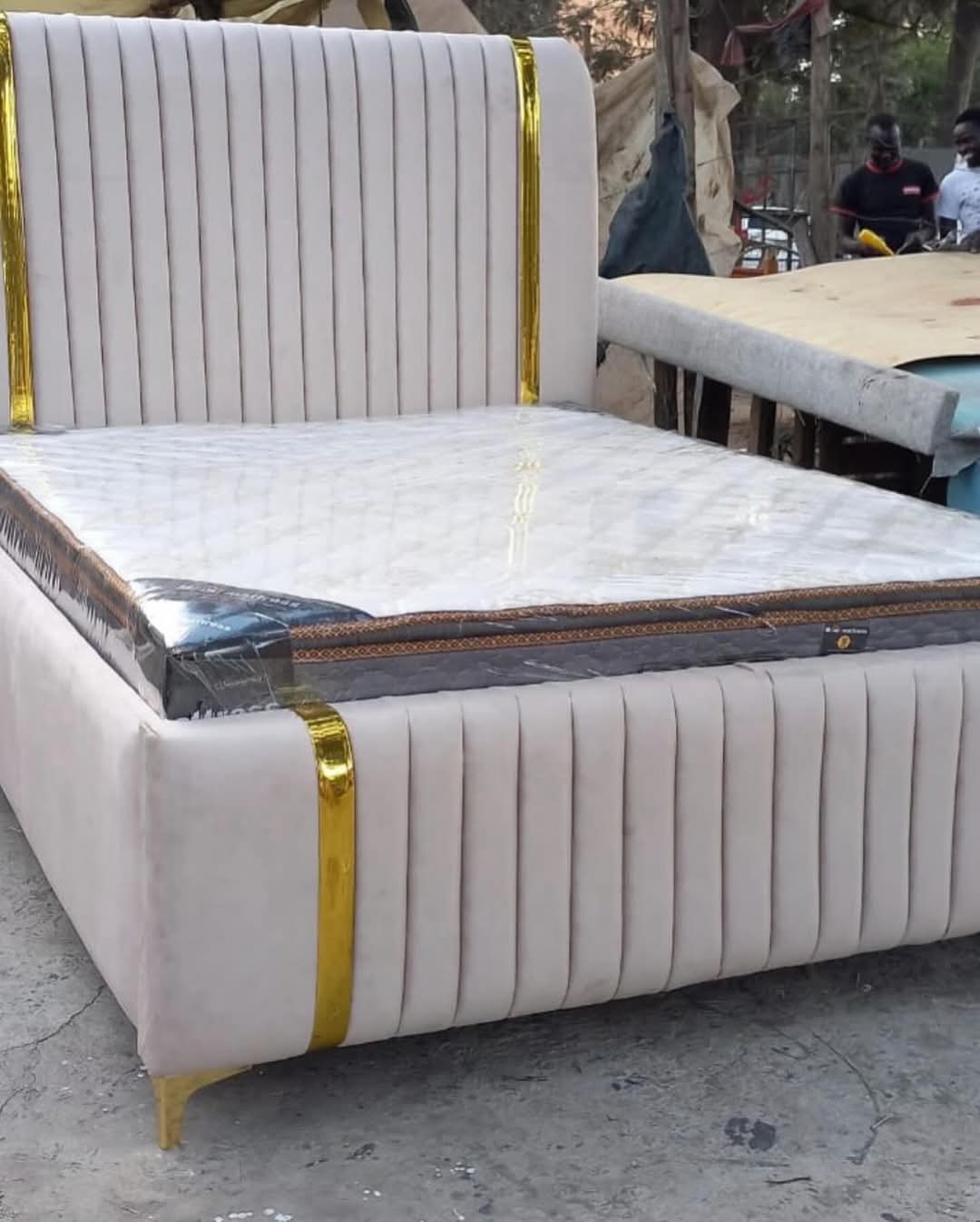 Cream Velvet Channel Harmony Bed with Gold Accents – Elegant Contemporary Style