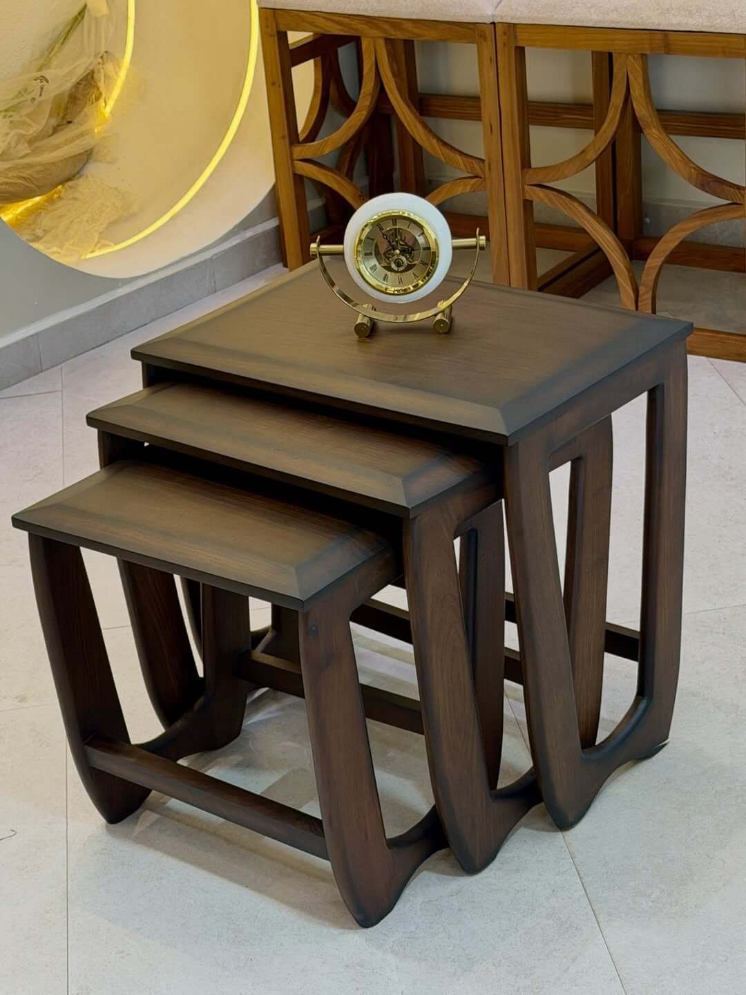 Nesting tables Kenya with dark wood-tone finish, square tops, and set of 3 stackable side tables
