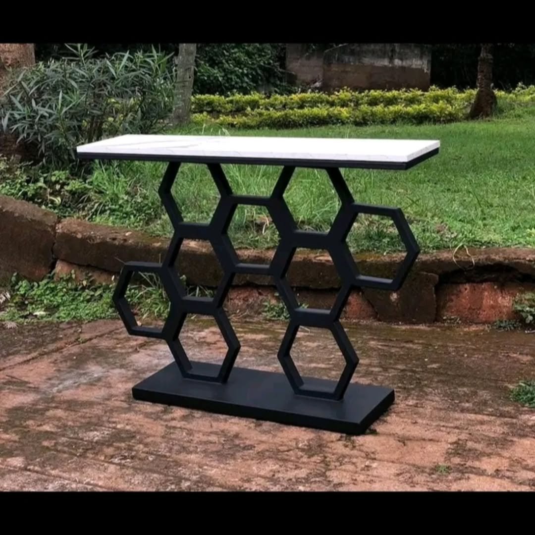 Modern Console Table Kenya – Black Gold Honeycomb Entryway Table - Image 2