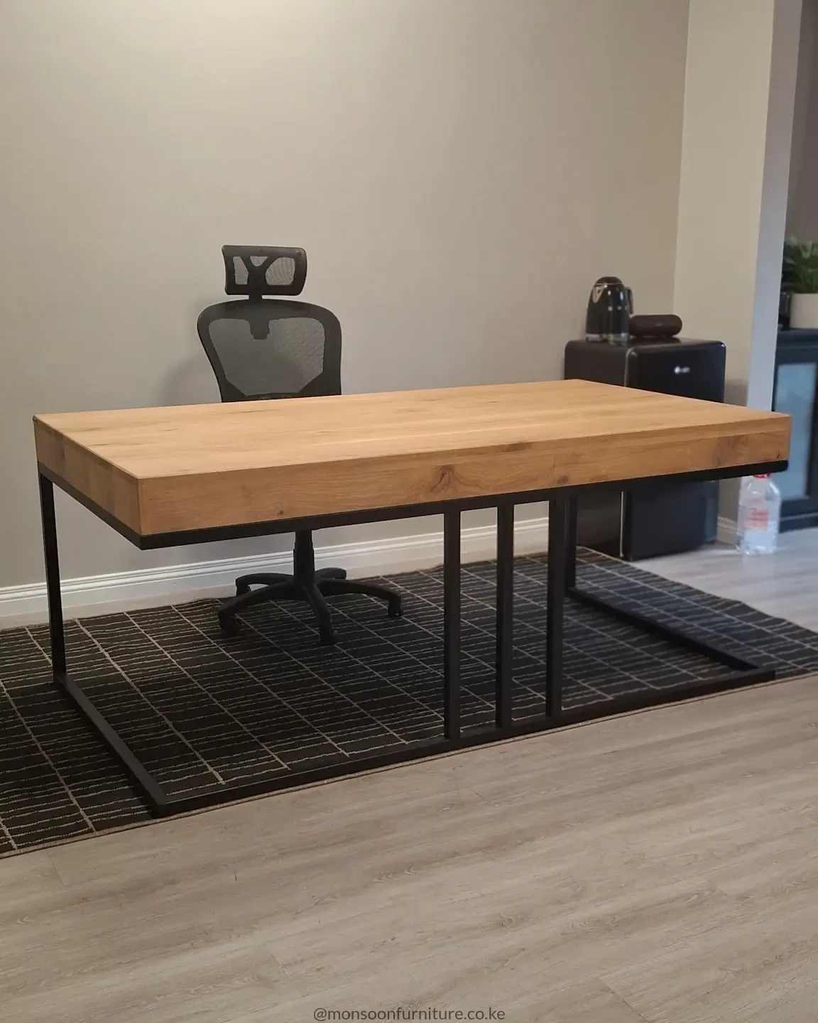 Bark & Steel Signature Work Desk Kenya
