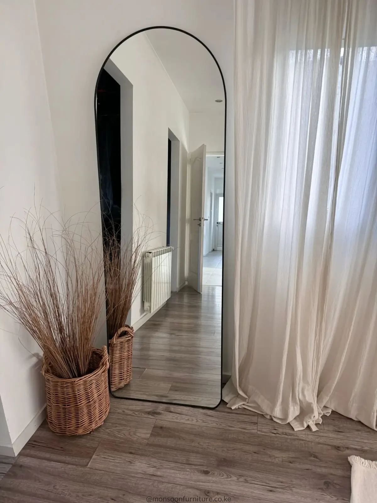 Black Arched Full-Length Floor Mirror Kenya - Image 3