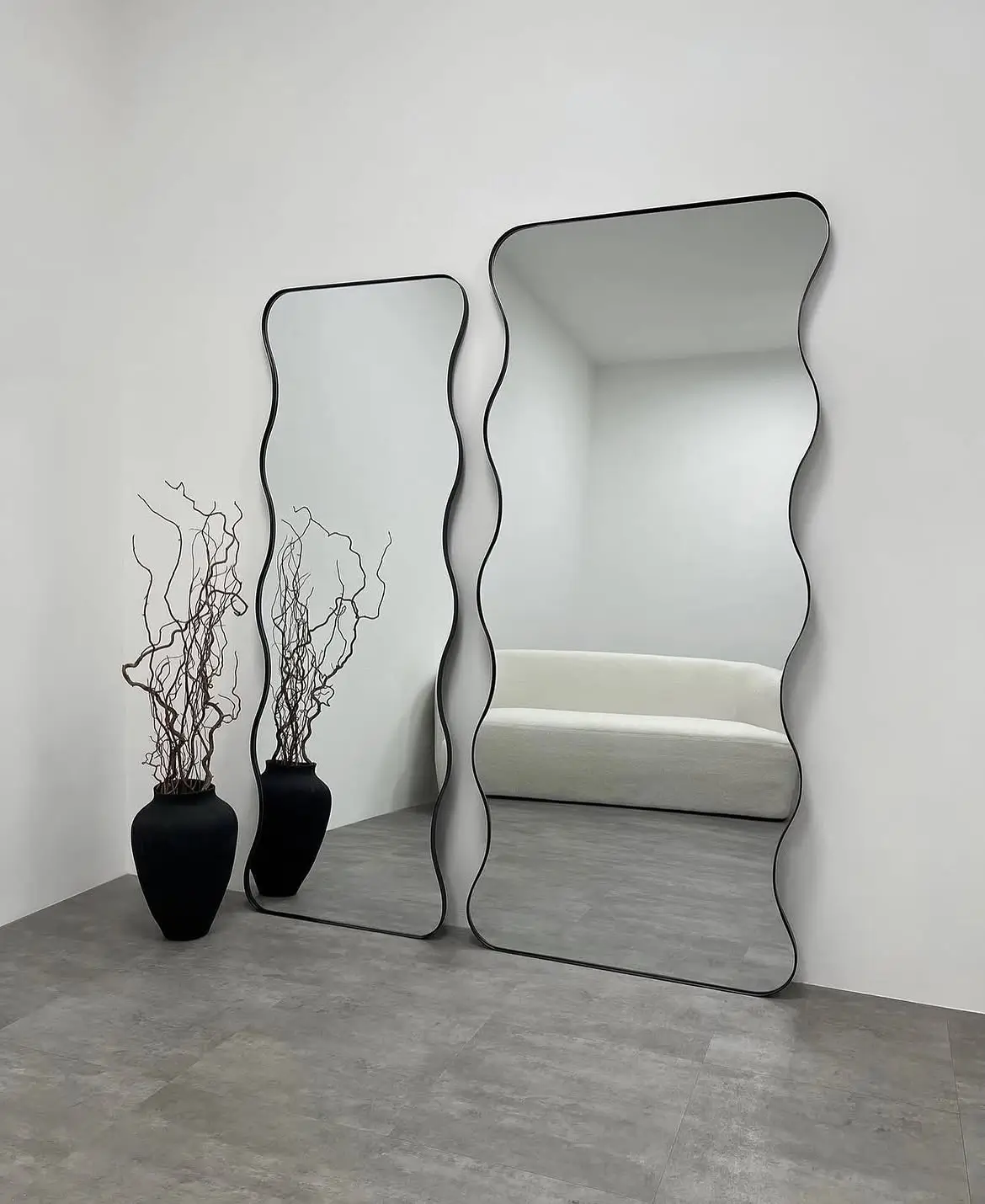 Black Arched Full Size Floor Mirror Kenya - Image 2