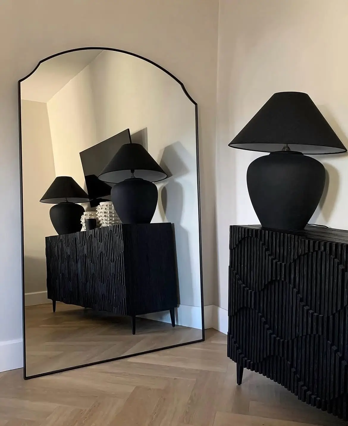 Black Arched Full Size Floor Mirror Kenya - Image 4