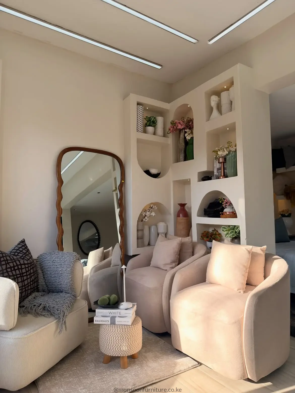 Modern cream curved accent chair Kenya