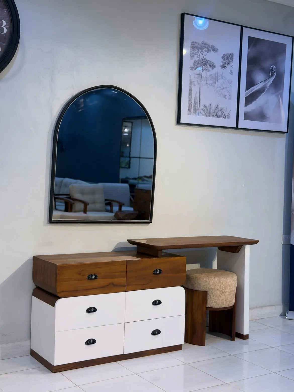 Elegant Two-Tone Dressing Table with Mirror & Stool – Kenya - Image 2