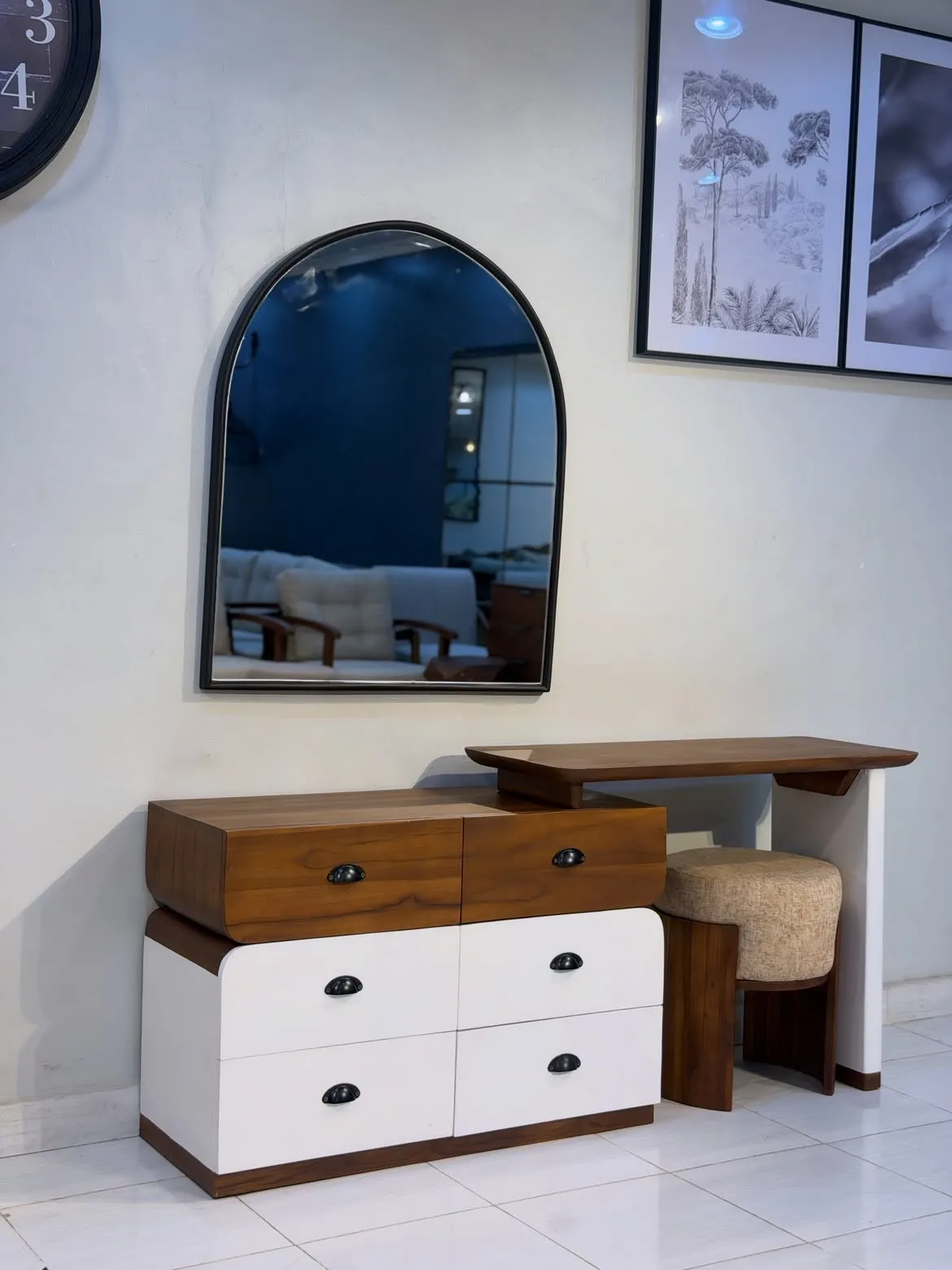 Elegant Two-Tone Dressing Table with Mirror & Stool – Kenya - Image 3