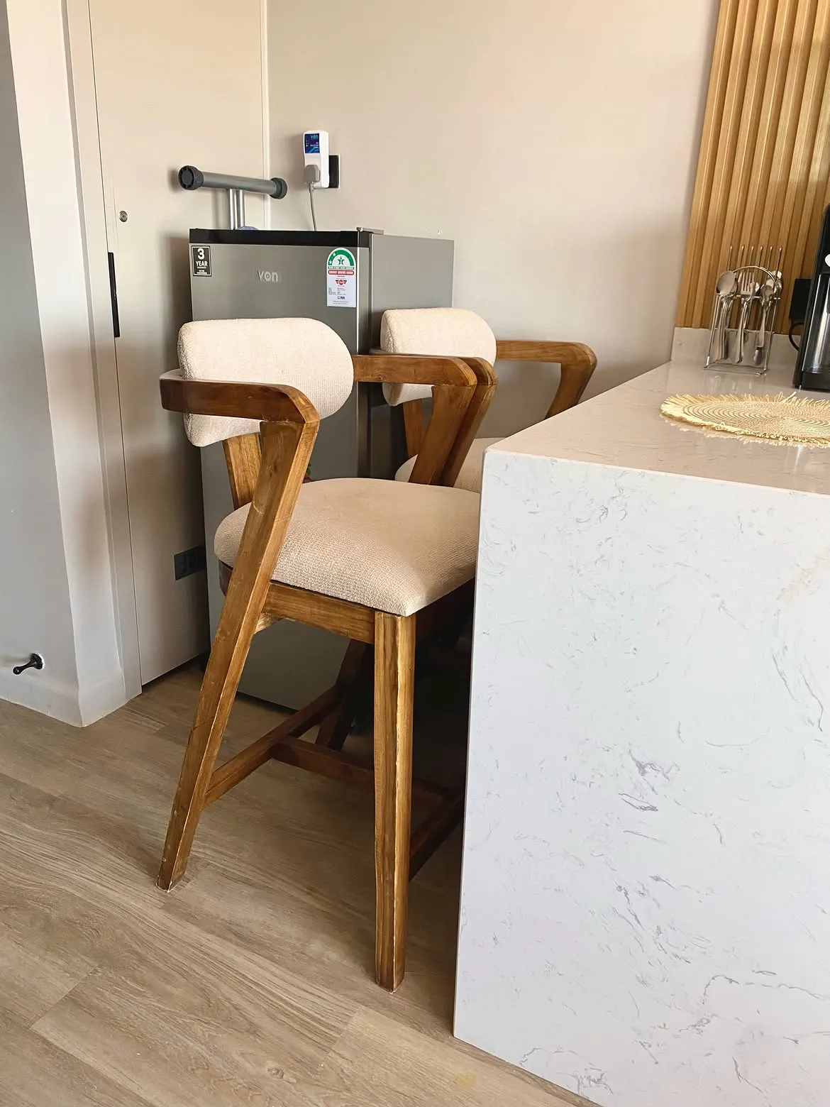 Monsoon Branton Wooden Bar Stool, Cream, 58×45×98 cm - Image 3