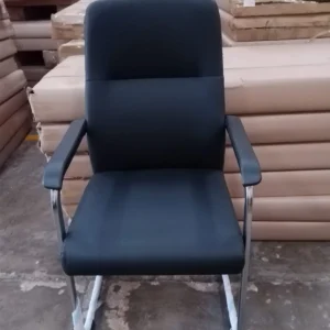 Black padded visitor office chair with armrests and metal frame