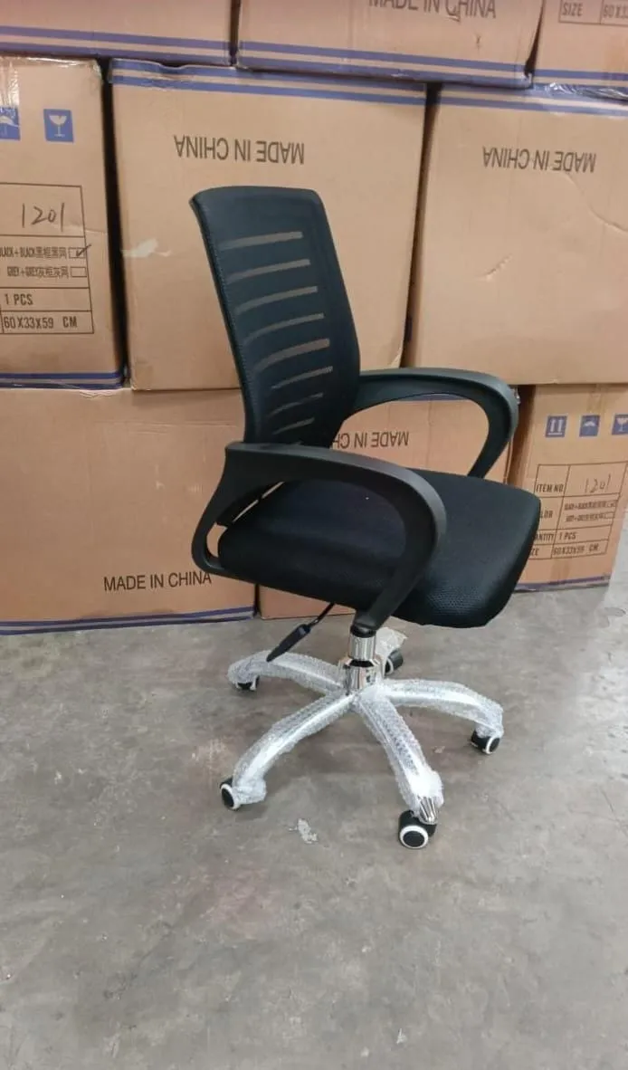 Black mesh-back office chair with armrests and five-wheel swivel base