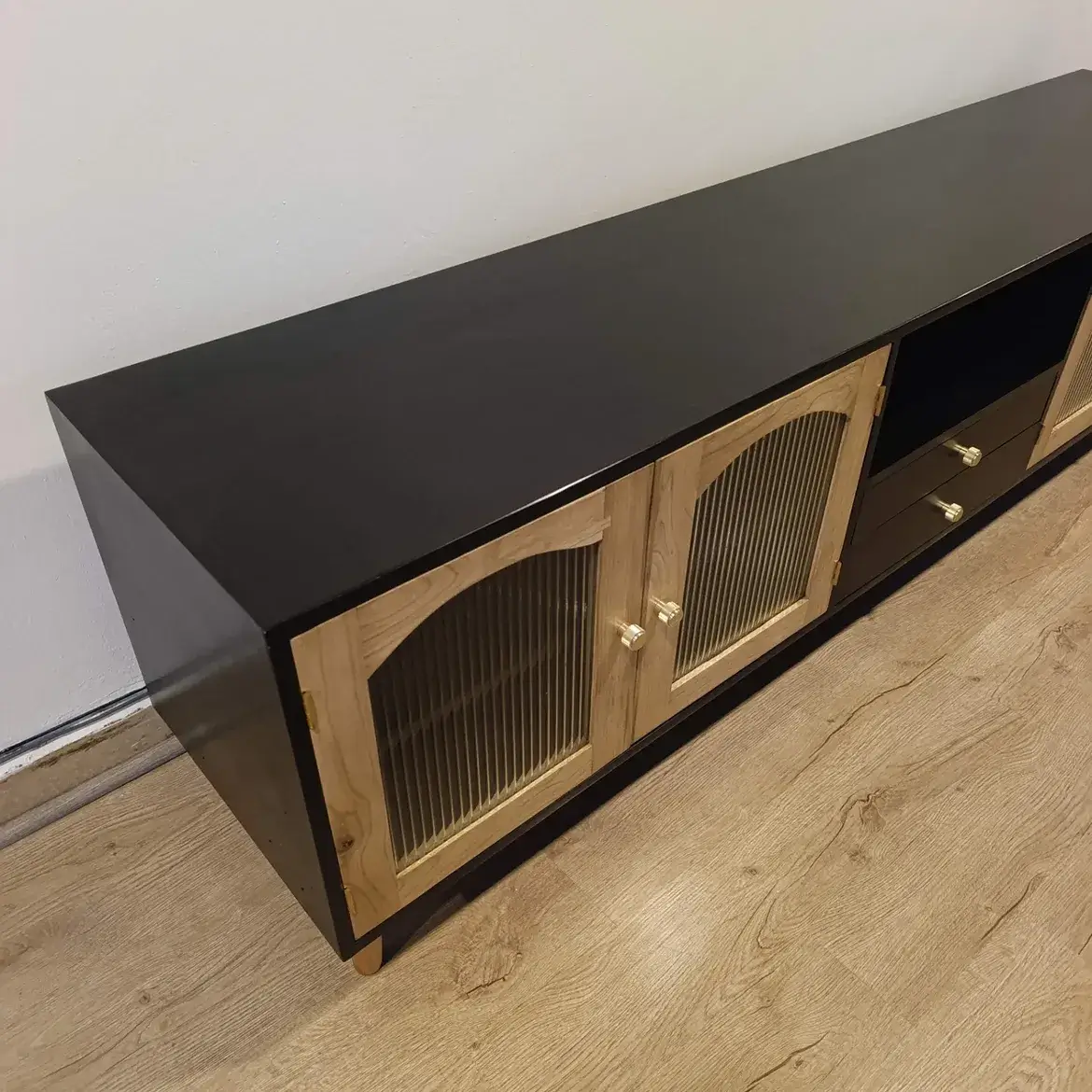 Meru Oak & Black Fluted Glass TV Stand Kenya - Image 3