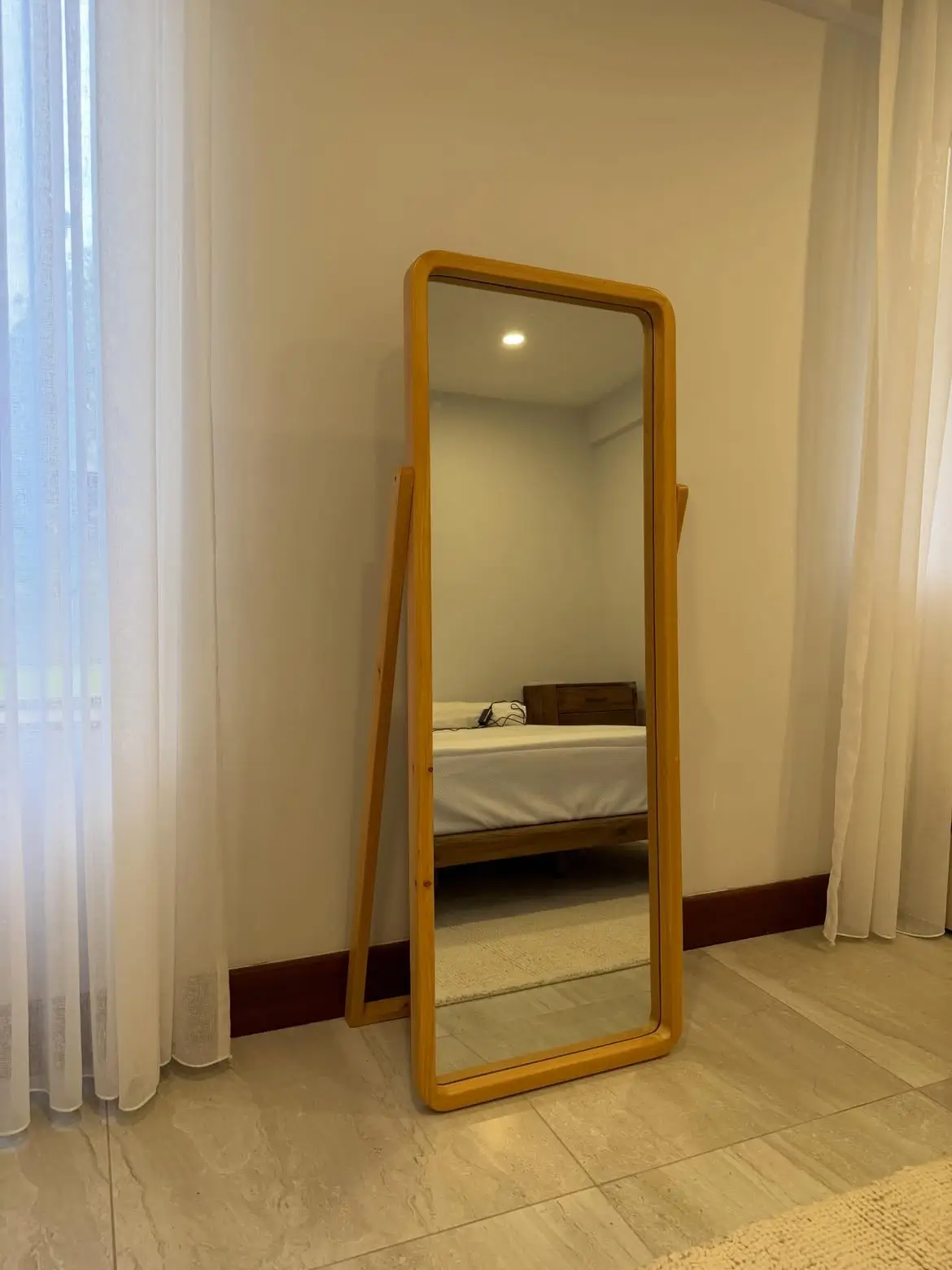 Natural Wood-Look Full Length Floor Mirror Kenya - Image 3