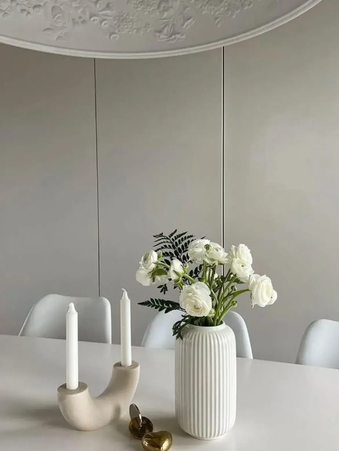 Nordic Ribbed White Ceramic Vase with Pink Floral Styling Kenya - Image 2