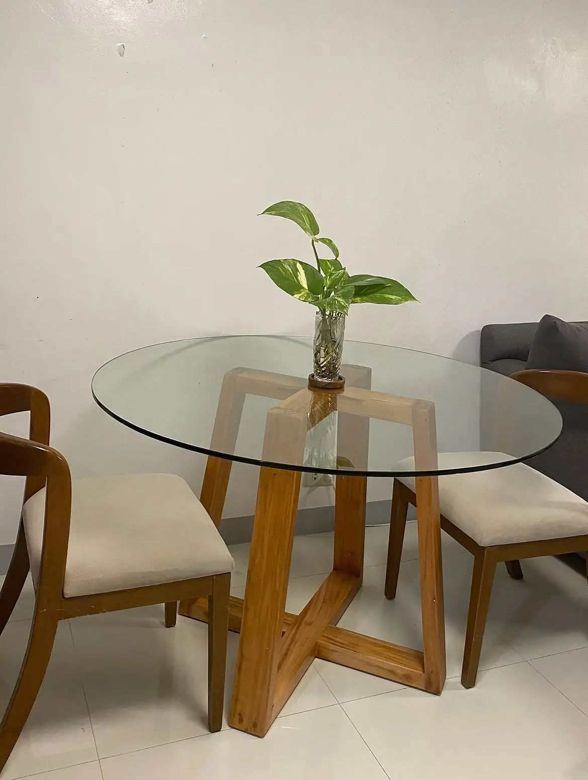 Sculptural 2 Seater Glass Dining Set Kenya - Image 3