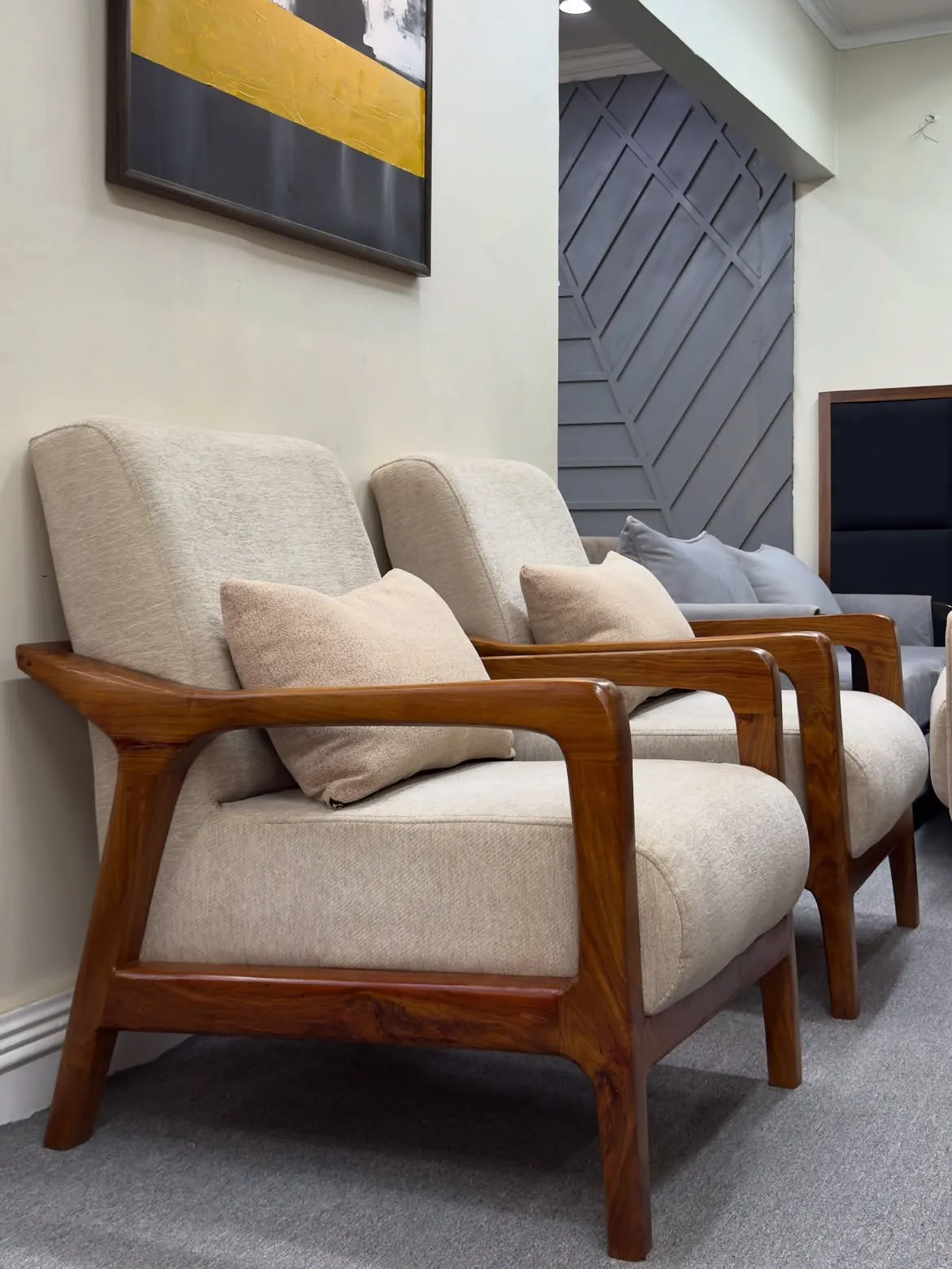 Monsoon Alderfield Wooden Lounge Chair, Cream – Kenya - Image 2