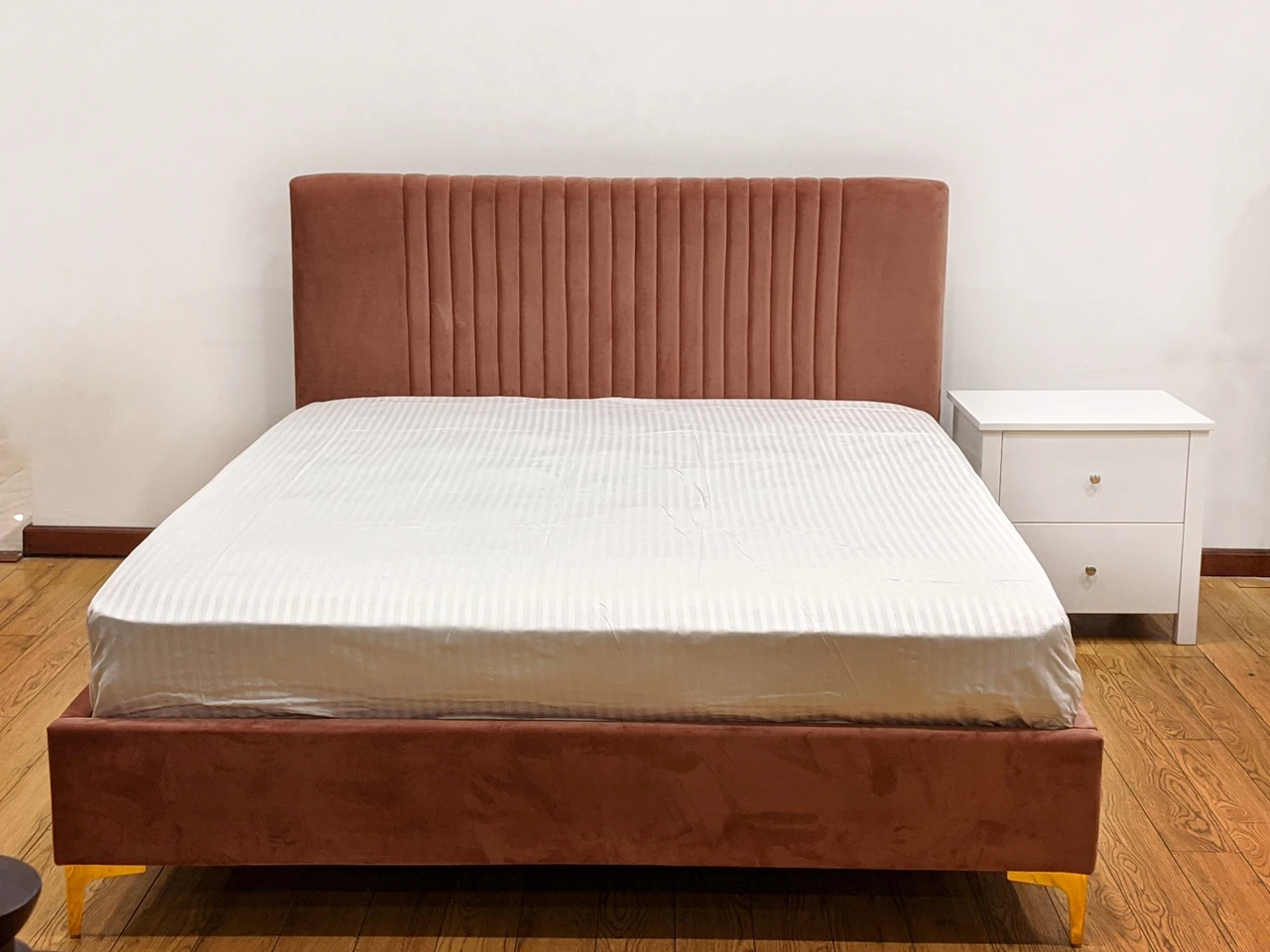 Monsoon Amberhaven Upholstered Bed, 5×6, Dusty Rose, Kenya