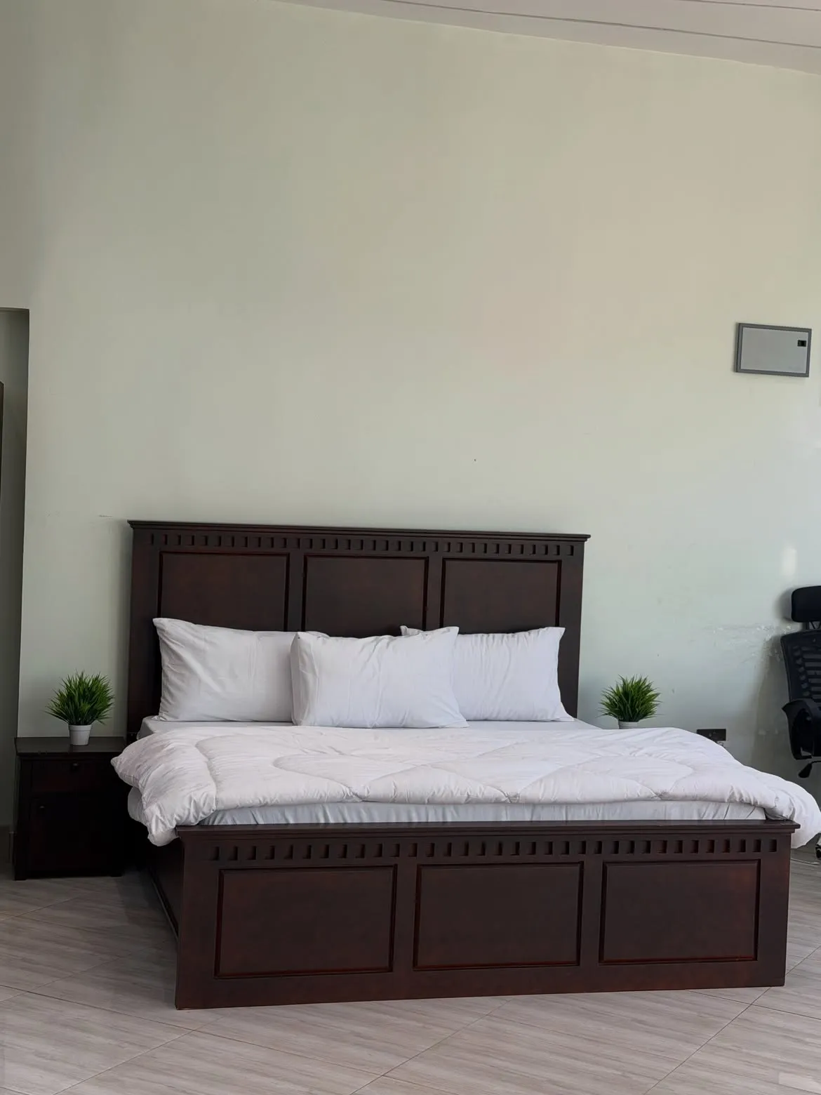 Monsoon Ashhaven Mahogany Storage Bed, 5×6, Kenya