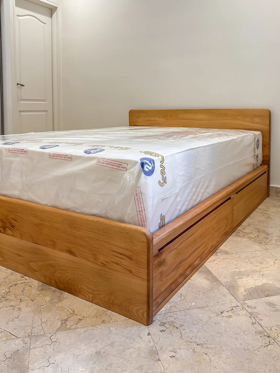 Monsoon Barton Mahogany Storage Bed, 5×6, Kenya - Image 2
