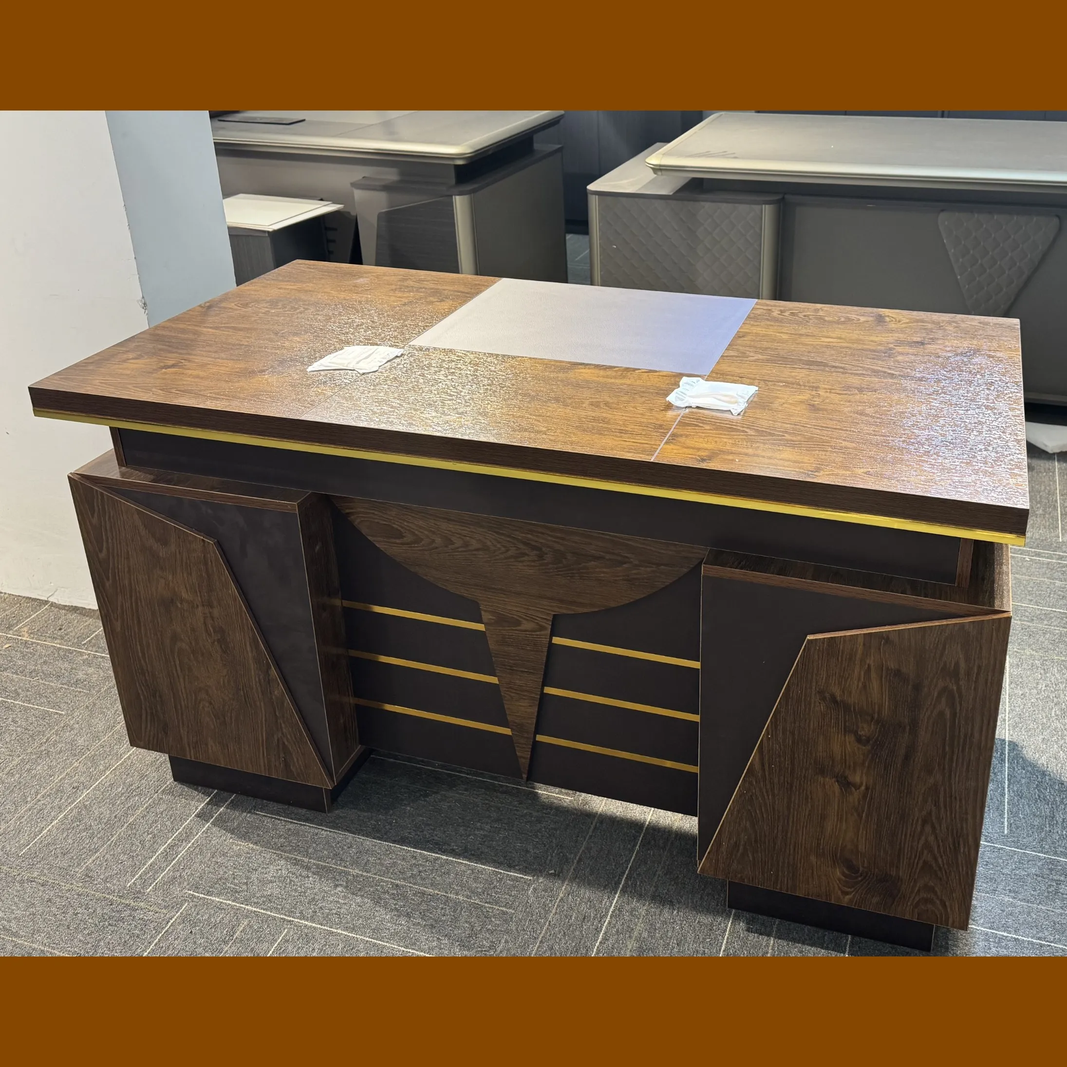 Monsoon Danbury 1.2M Executive Office Desk, Dark Wood-Tone Kenya - Image 2